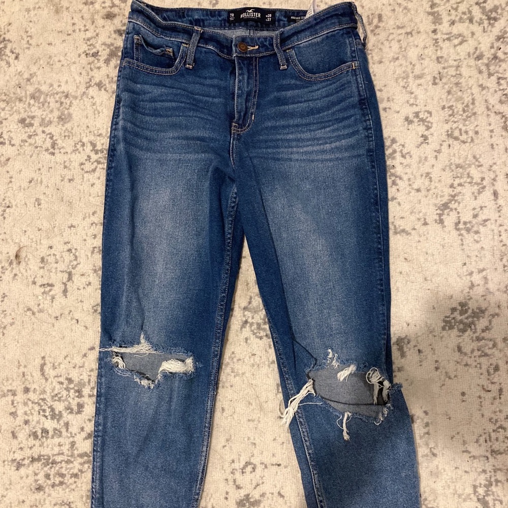 Hollister high rise cropped